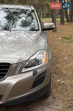 Позашляховик / Кросовер Volvo XC60 2012 в  фото 10 Позашляховик / Кросовер Volvo XC60 2012 в