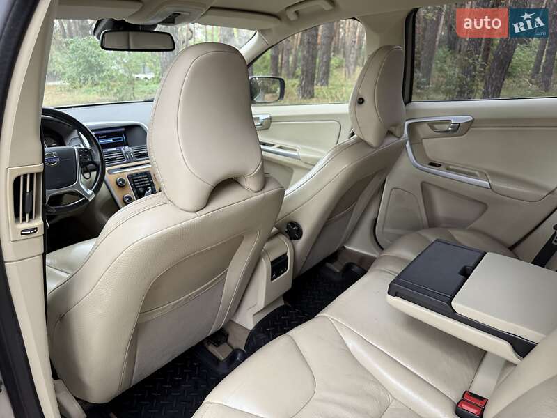 Позашляховик / Кросовер Volvo XC60 2012 в Києві фото 27 Позашляховик / Кросовер Volvo XC60 2012 в Києві