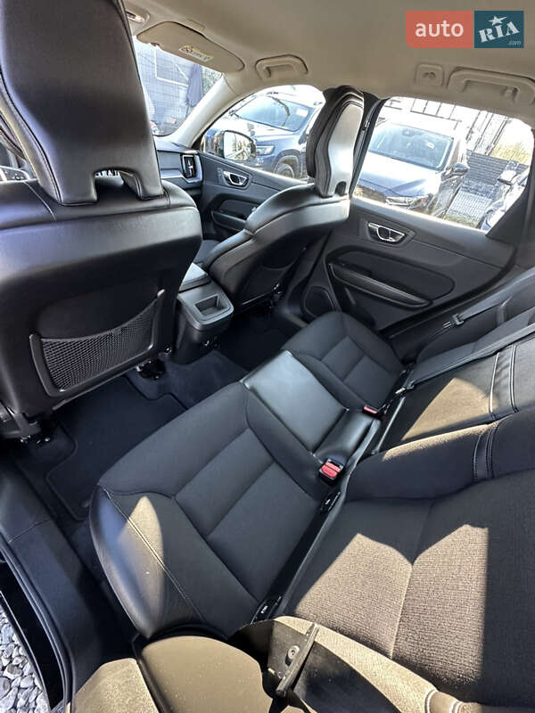 Внедорожник / Кроссовер Volvo XC60 2019 в Ивано-Франковске фото 26 Внедорожник / Кроссовер Volvo XC60 2019 в Ивано-Франковске