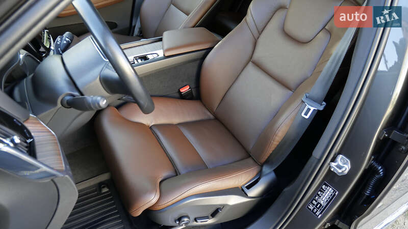 Внедорожник / Кроссовер Volvo XC60 2021 в Львове фото 33 Внедорожник / Кроссовер Volvo XC60 2021 в Львове
