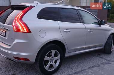 Внедорожник / Кроссовер Volvo XC60 2014 в 