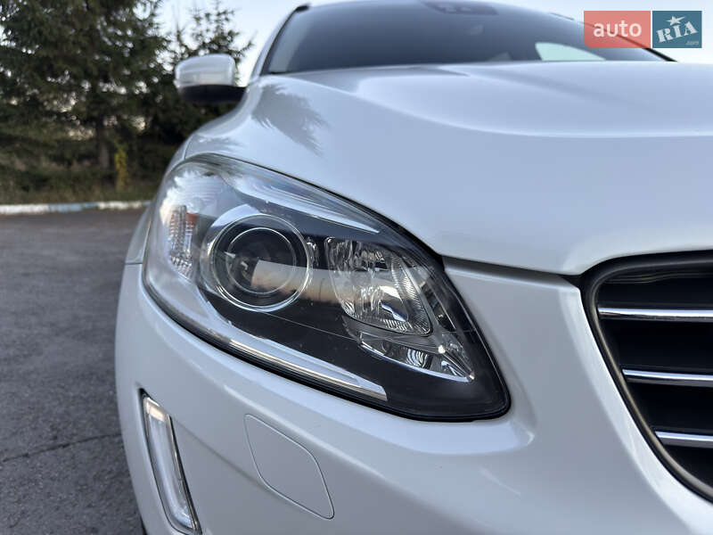 Внедорожник / Кроссовер Volvo XC60 2017 в Радивилове