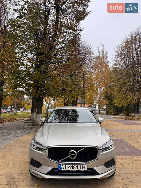 Внедорожник / Кроссовер Volvo XC60 2019 в Киеве