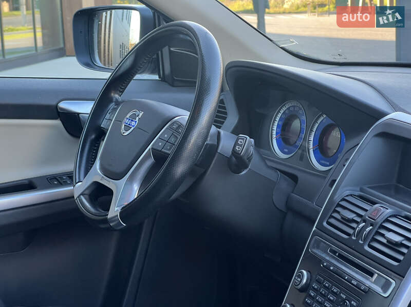 Позашляховик / Кросовер Volvo XC60 2010 в Луцьку фото 55 Позашляховик / Кросовер Volvo XC60 2010 в Луцьку