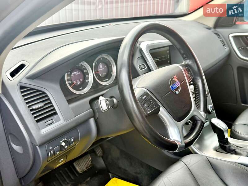 Позашляховик / Кросовер Volvo XC60 2012 в Києві фото 41 Позашляховик / Кросовер Volvo XC60 2012 в Києві