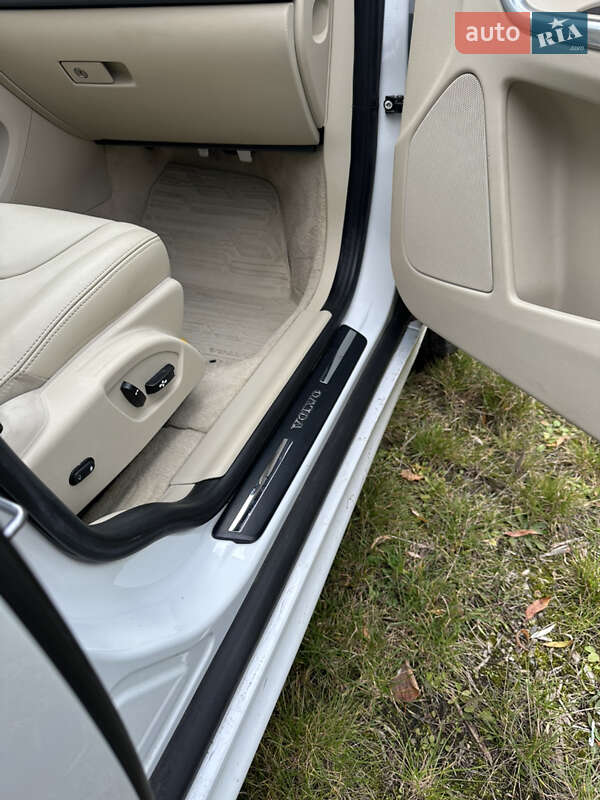 Внедорожник / Кроссовер Volvo XC60 2015 в Самборе фото 33 Внедорожник / Кроссовер Volvo XC60 2015 в Самборе