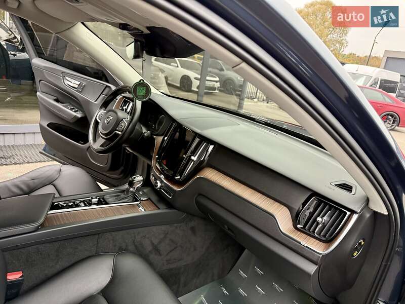 Позашляховик / Кросовер Volvo XC60 2017 в Києві фото 45 Позашляховик / Кросовер Volvo XC60 2017 в Києві