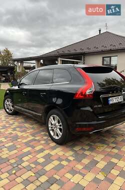 Позашляховик / Кросовер Volvo XC60 2015 в  фото 3 Позашляховик / Кросовер Volvo XC60 2015 в