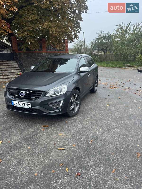 Внедорожник / Кроссовер Volvo XC60 2014 в Полонном
