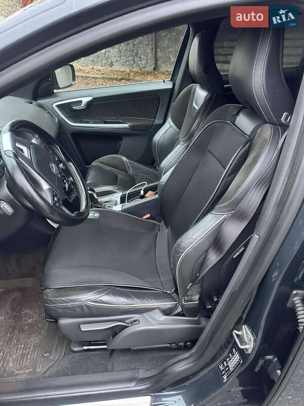 Внедорожник / Кроссовер Volvo XC60 2014 в Полонном