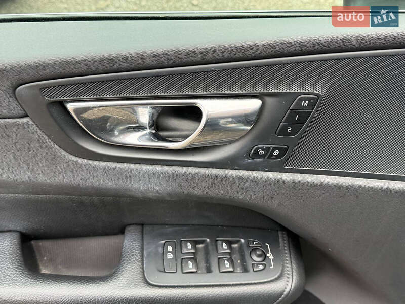 Позашляховик / Кросовер Volvo XC60 2018 в Луцьку фото 27 Позашляховик / Кросовер Volvo XC60 2018 в Луцьку