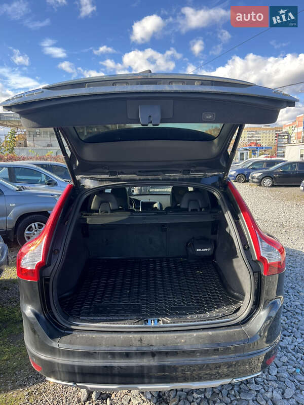 Позашляховик / Кросовер Volvo XC60 2017 в Львові фото 16 Позашляховик / Кросовер Volvo XC60 2017 в Львові