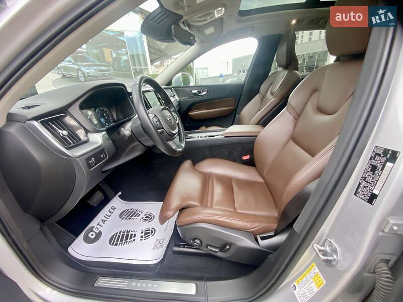 Внедорожник / Кроссовер Volvo XC60 2019 в Луцке фото 16 Внедорожник / Кроссовер Volvo XC60 2019 в Луцке