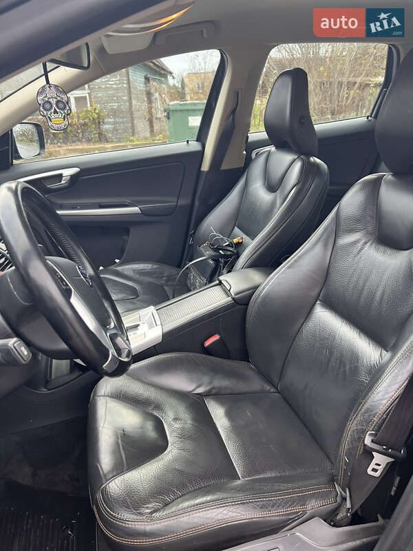 Внедорожник / Кроссовер Volvo XC60 2010 в Каменском фото 12 Внедорожник / Кроссовер Volvo XC60 2010 в Каменском
