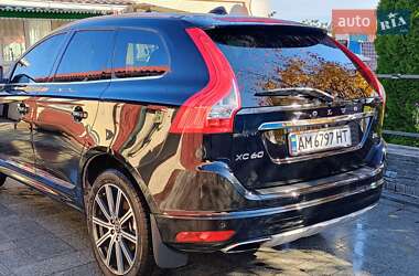 Внедорожник / Кроссовер Volvo XC60 2015 в Радомышле