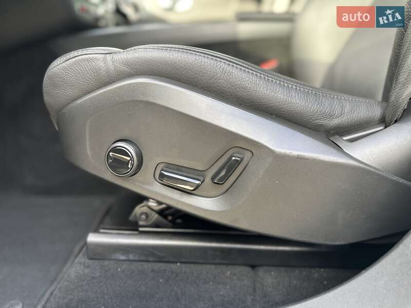 Внедорожник / Кроссовер Volvo XC60 2021 в Луцке