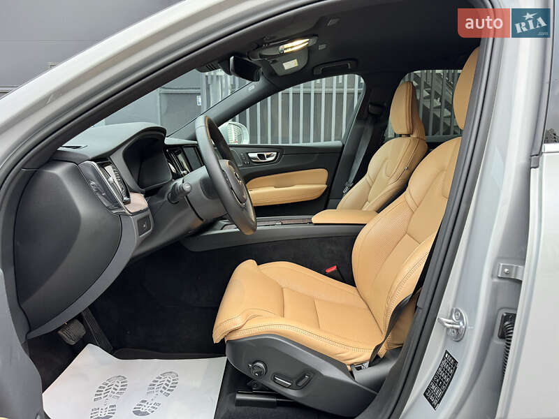 Позашляховик / Кросовер Volvo XC60 2022 в Києві фото 18 Позашляховик / Кросовер Volvo XC60 2022 в Києві