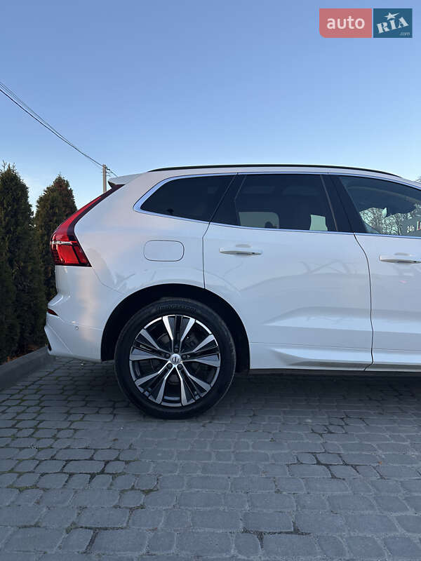 Позашляховик / Кросовер Volvo XC60 2022 в Львові