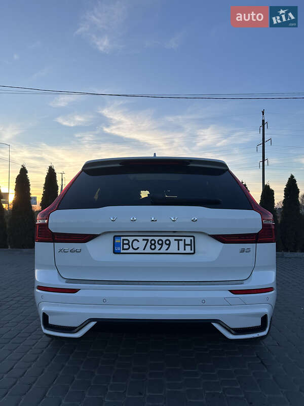Позашляховик / Кросовер Volvo XC60 2022 в Львові