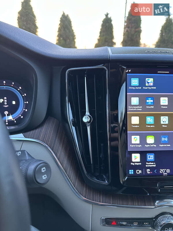Позашляховик / Кросовер Volvo XC60 2022 в Львові