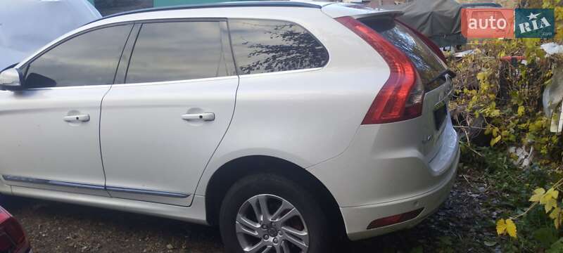 Внедорожник / Кроссовер Volvo XC60 2016 в Киеве фото 5 Внедорожник / Кроссовер Volvo XC60 2016 в Киеве
