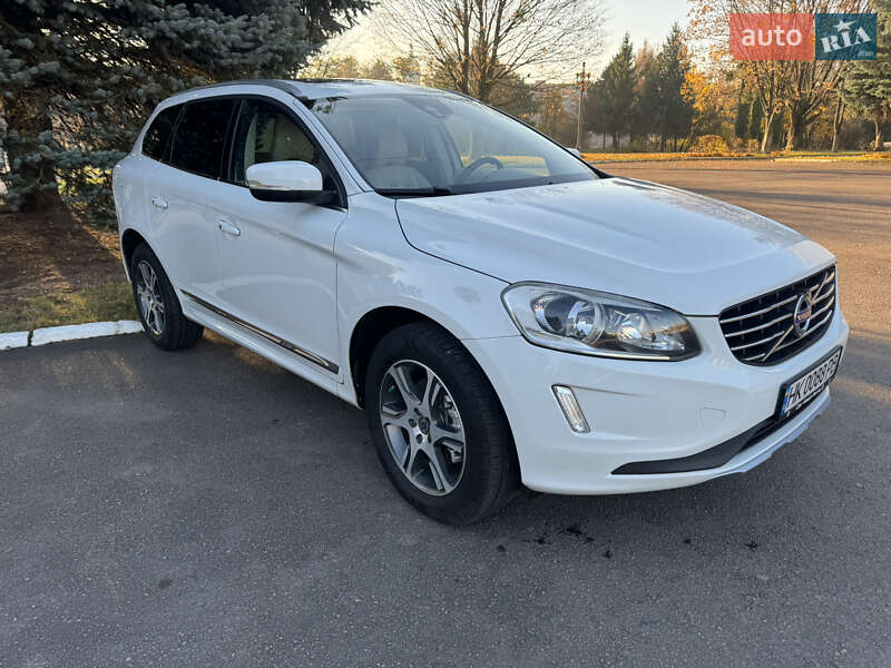 Позашляховик / Кросовер Volvo XC60 2013 в Рівному