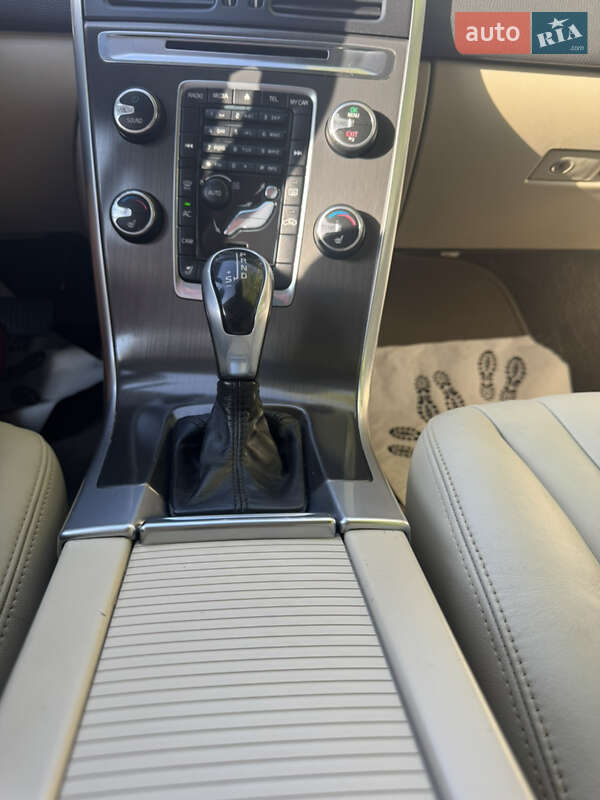 Позашляховик / Кросовер Volvo XC60 2013 в Рівному