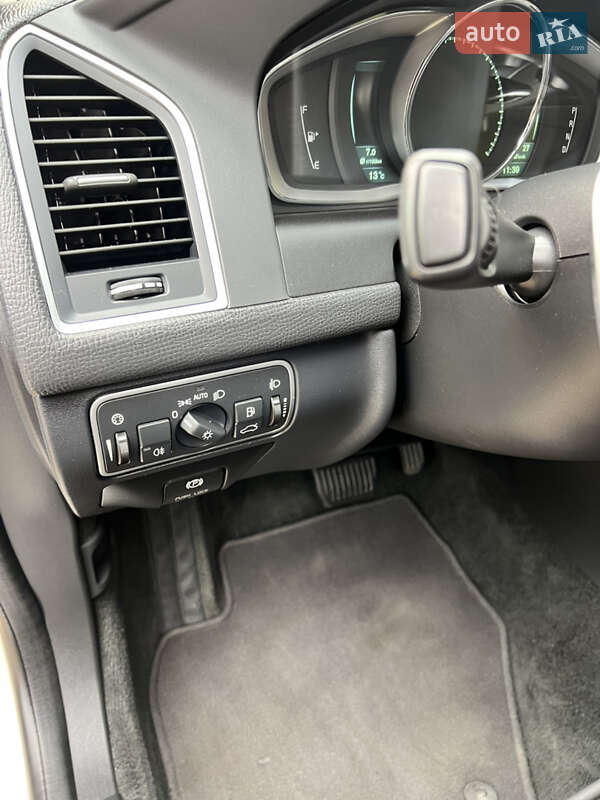 Внедорожник / Кроссовер Volvo XC60 2013 в Черновцах фото 32 Внедорожник / Кроссовер Volvo XC60 2013 в Черновцах