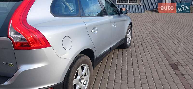 Позашляховик / Кросовер Volvo XC60 2010 в Дубні