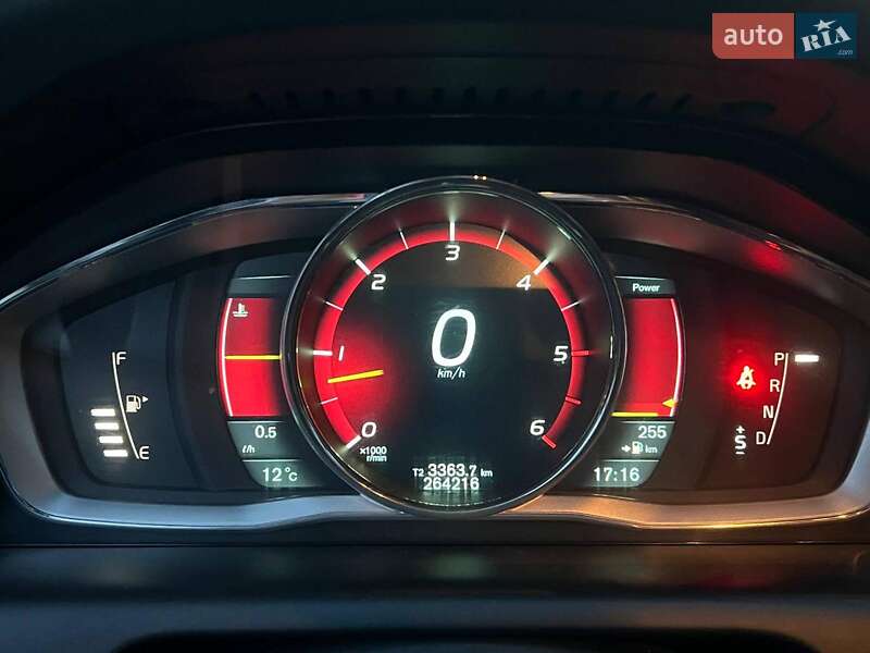 Внедорожник / Кроссовер Volvo XC60 2013 в Львове