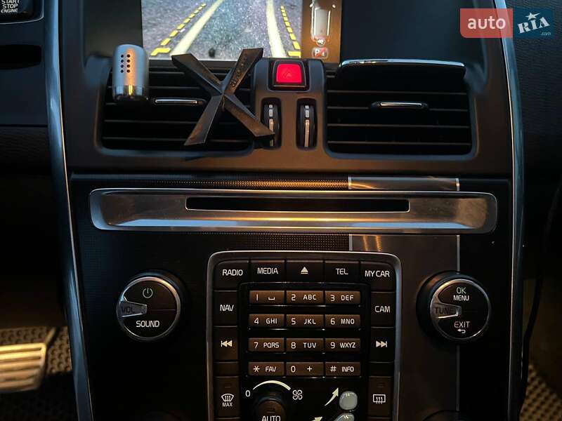 Внедорожник / Кроссовер Volvo XC60 2013 в Львове