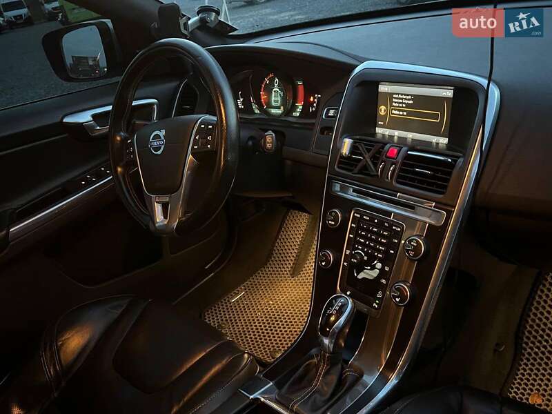 Внедорожник / Кроссовер Volvo XC60 2013 в Львове