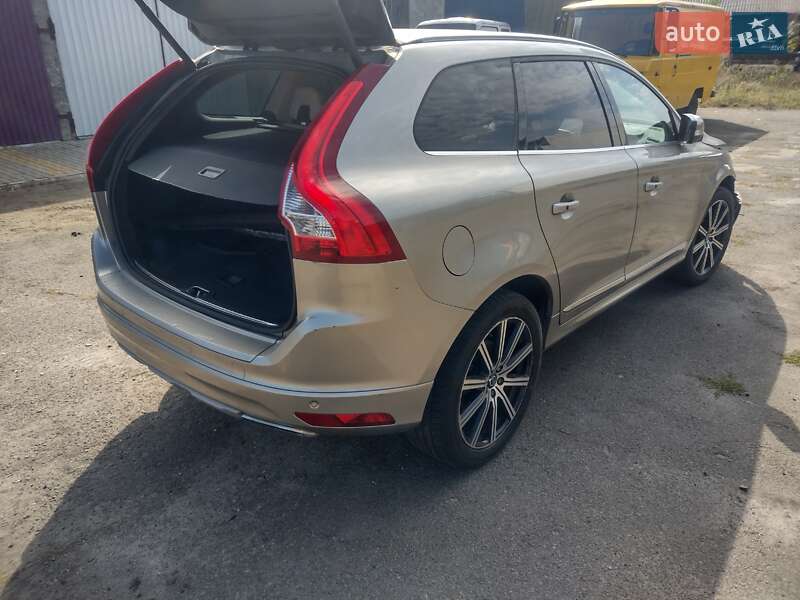 Внедорожник / Кроссовер Volvo XC60 2016 в Ровно фото 3 Внедорожник / Кроссовер Volvo XC60 2016 в Ровно