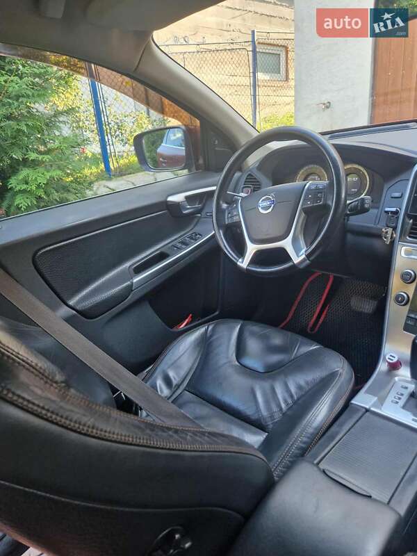 Внедорожник / Кроссовер Volvo XC60 2009 в Ужгороде