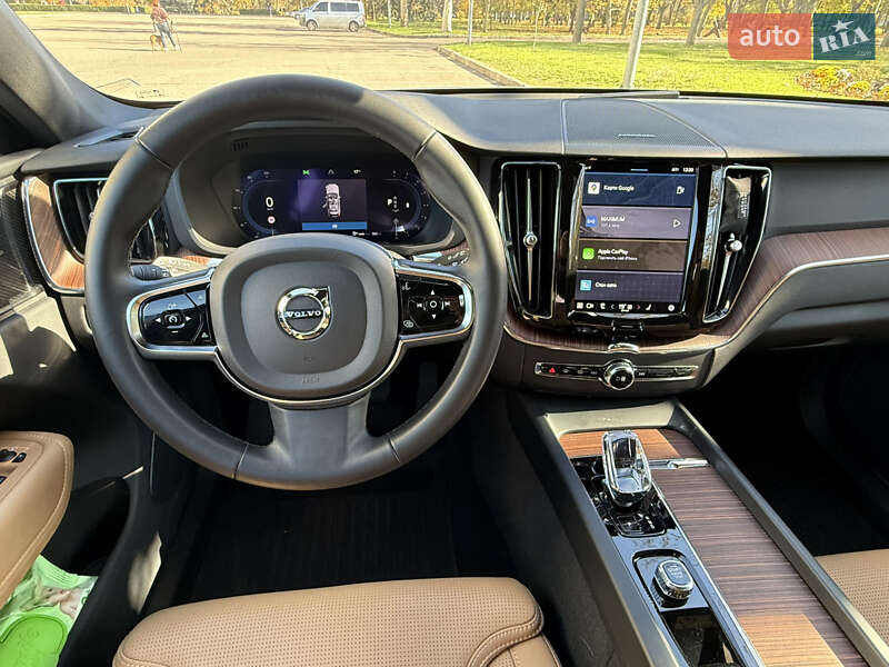 Позашляховик / Кросовер Volvo XC60 2023 в Одесі фото 10 Позашляховик / Кросовер Volvo XC60 2023 в Одесі