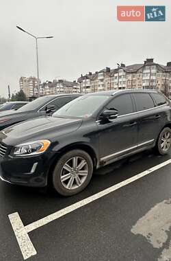 Внедорожник / Кроссовер Volvo XC60 2017 в Ирпене