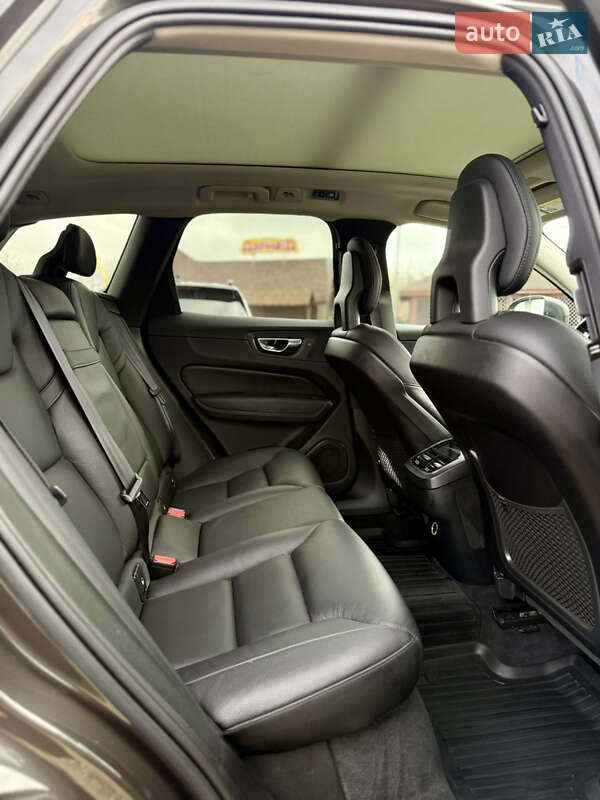 Внедорожник / Кроссовер Volvo XC60 2018 в Коломые