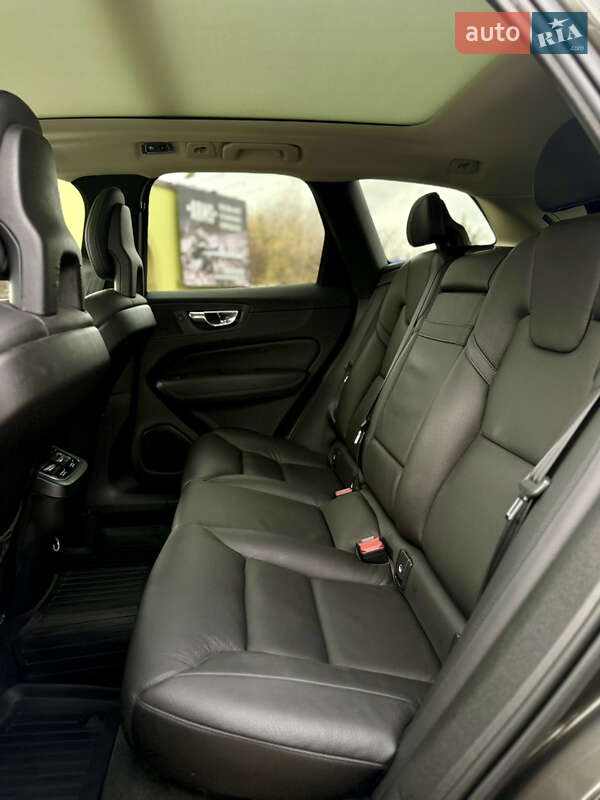 Внедорожник / Кроссовер Volvo XC60 2018 в Коломые