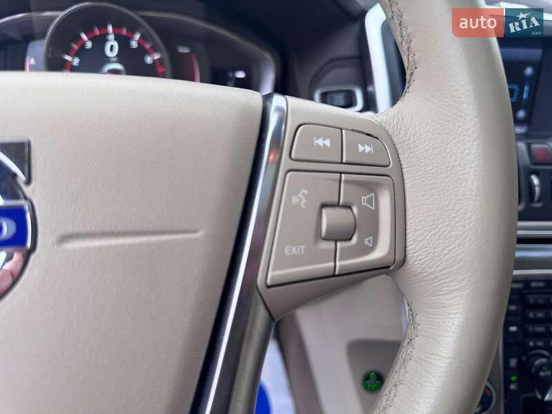 Внедорожник / Кроссовер Volvo XC60 2012 в Киеве фото 49 Внедорожник / Кроссовер Volvo XC60 2012 в Киеве