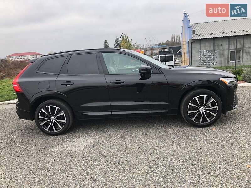 Позашляховик / Кросовер Volvo XC60 2022 в Чернівцях