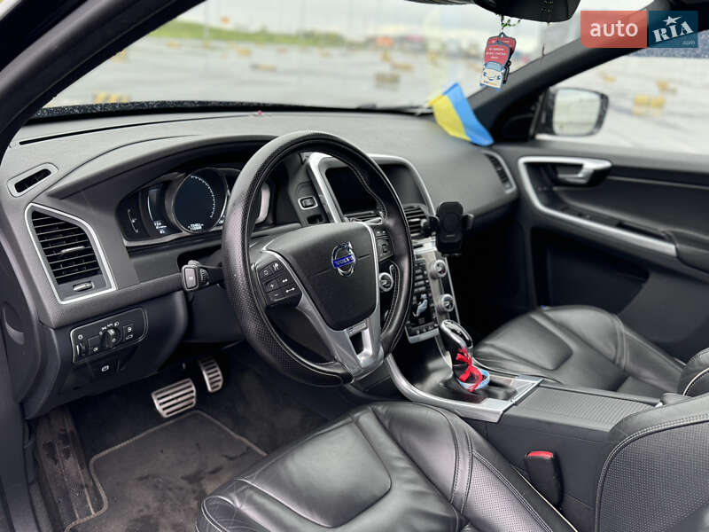 Позашляховик / Кросовер Volvo XC60 2015 в Львові фото 38 Позашляховик / Кросовер Volvo XC60 2015 в Львові