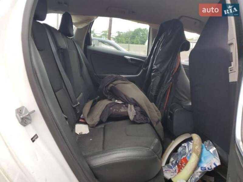 Позашляховик / Кросовер Volvo XC60 2015 в Львові фото 7 Позашляховик / Кросовер Volvo XC60 2015 в Львові