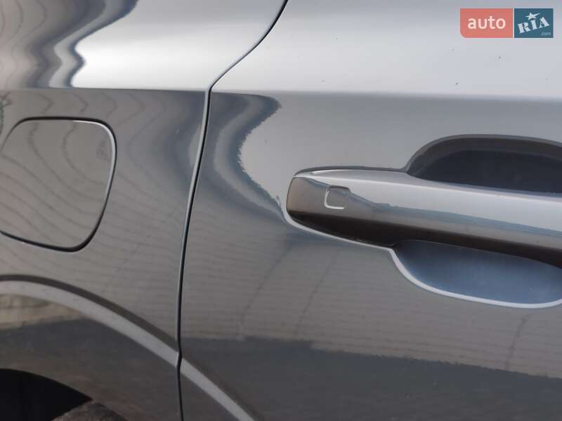 Позашляховик / Кросовер Volvo XC60 2020 в Нововолинську