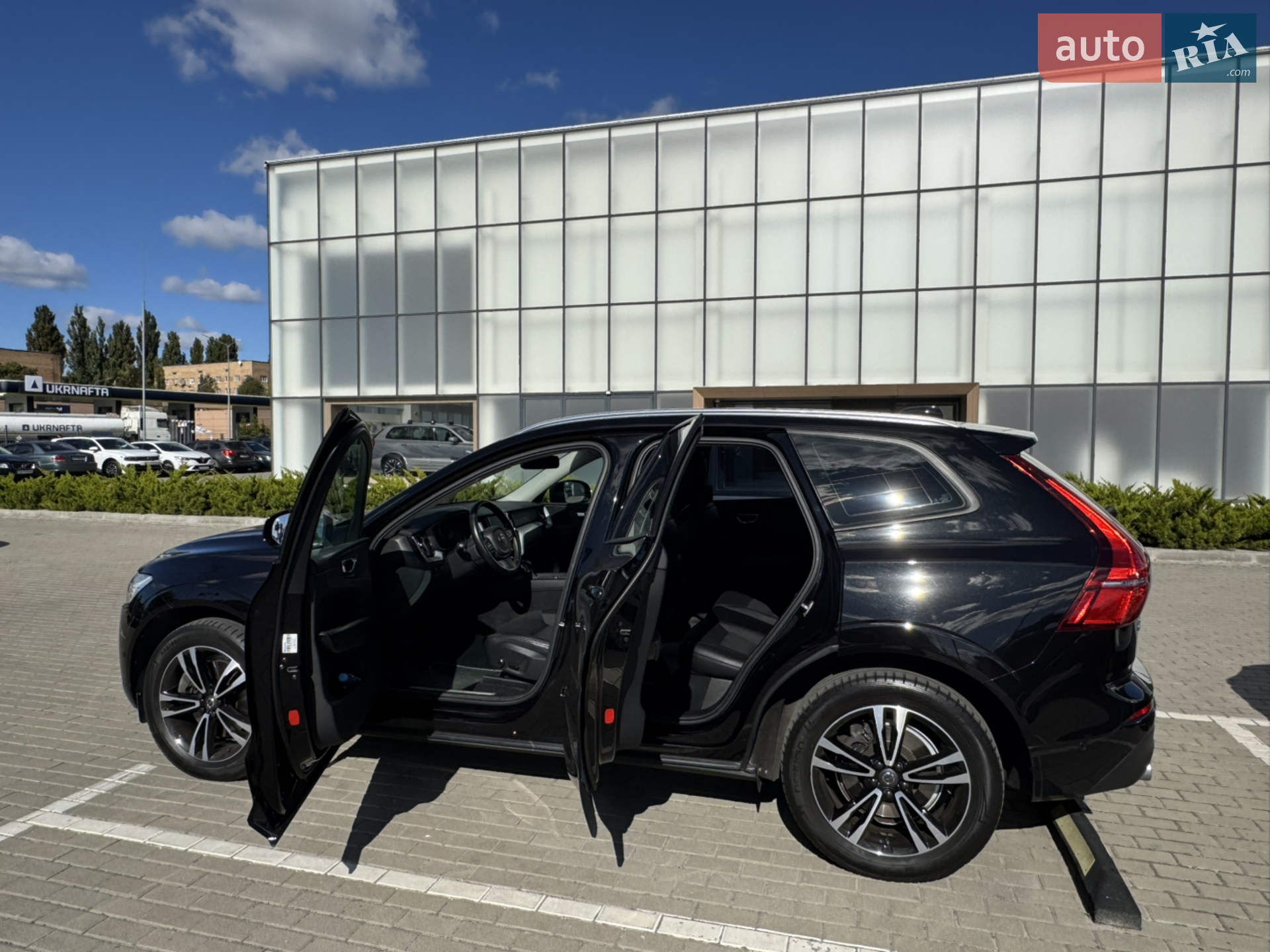 2018 Volvo XC60 - мініатюра 9