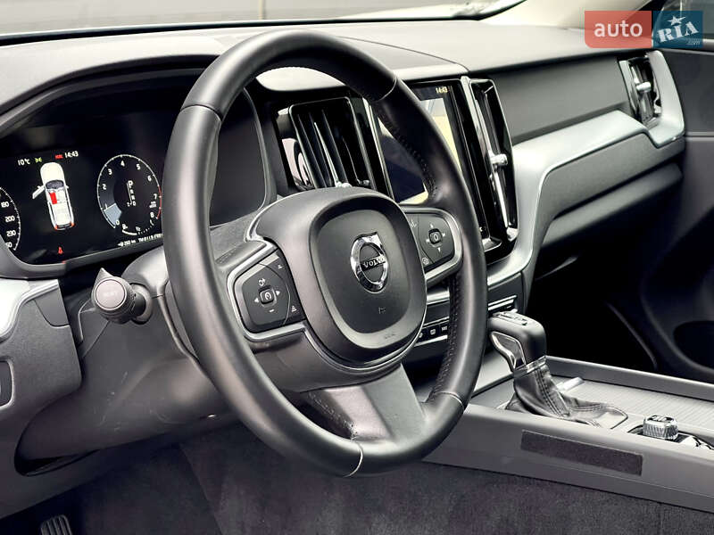 Позашляховик / Кросовер Volvo XC60 2017 в Києві фото 27 Позашляховик / Кросовер Volvo XC60 2017 в Києві
