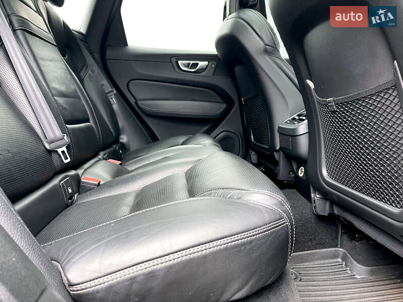 Позашляховик / Кросовер Volvo XC60 2017 в Києві фото 42 Позашляховик / Кросовер Volvo XC60 2017 в Києві