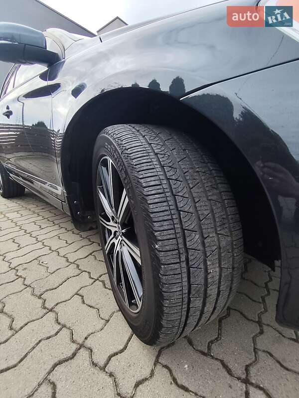 Позашляховик / Кросовер Volvo XC60 2015 в Стрию