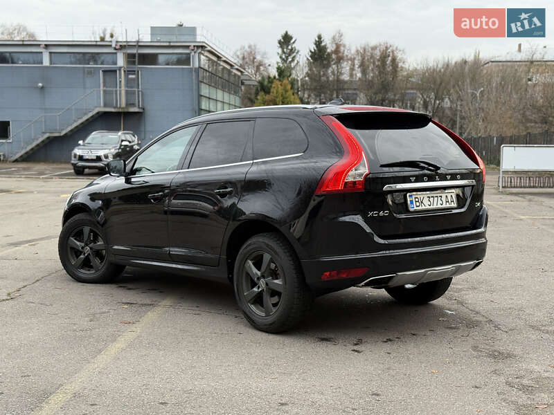 Внедорожник / Кроссовер Volvo XC60 2015 в Ровно