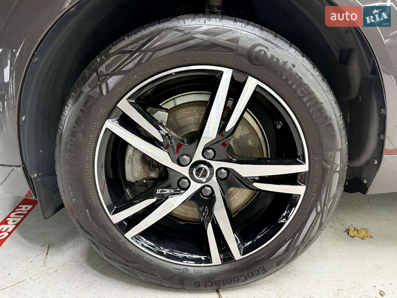 Внедорожник / Кроссовер Volvo XC60 2021 в Днепре фото 10 Внедорожник / Кроссовер Volvo XC60 2021 в Днепре