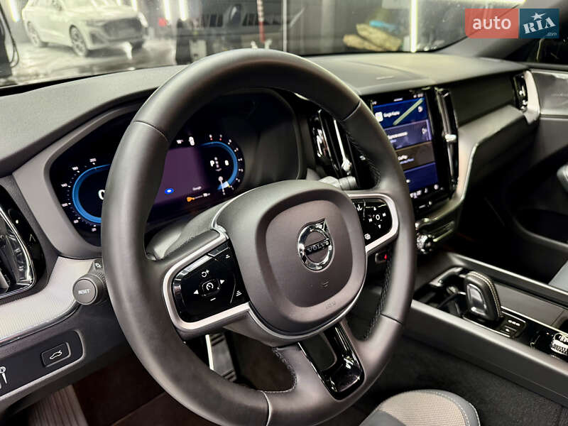 Внедорожник / Кроссовер Volvo XC60 2021 в Днепре фото 14 Внедорожник / Кроссовер Volvo XC60 2021 в Днепре
